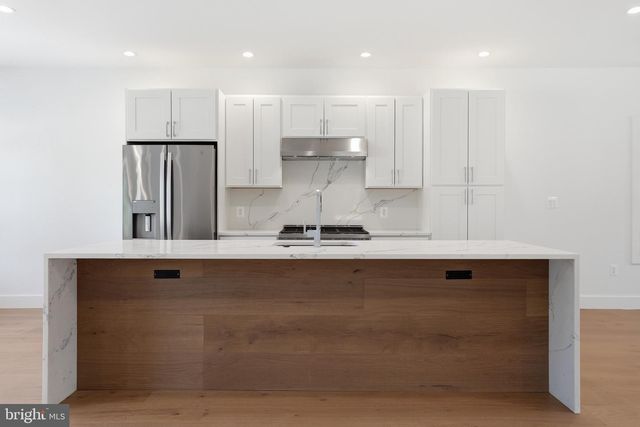 3006 CHANNING ST NE, Washington, DC 20018