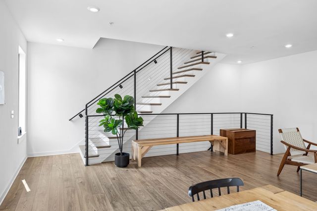411 Merritt Ave Apt 201, Nashville, TN 37203