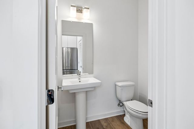 411 Merritt Ave Apt 201, Nashville, TN 37203