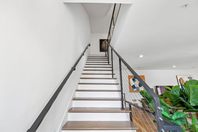 411 Merritt Ave Apt 201, Nashville, TN 37203