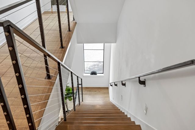 411 Merritt Ave Apt 201, Nashville, TN 37203