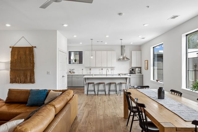 411 Merritt Ave Apt 201, Nashville, TN 37203