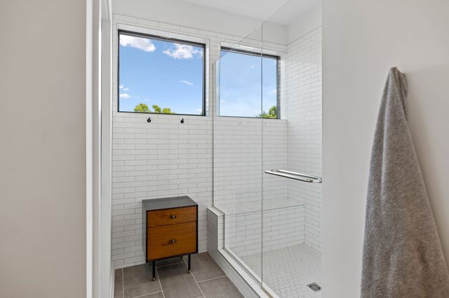 411 Merritt Ave Apt 201, Nashville, TN 37203