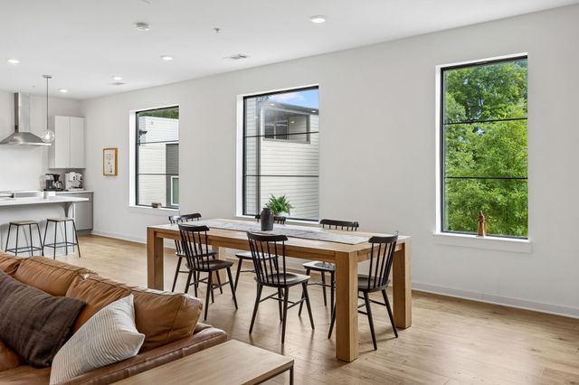 411 Merritt Ave Apt 201, Nashville, TN 37203