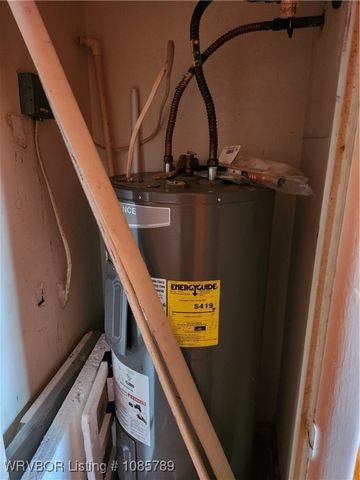 405 Carter Street, Poteau, OK 74953