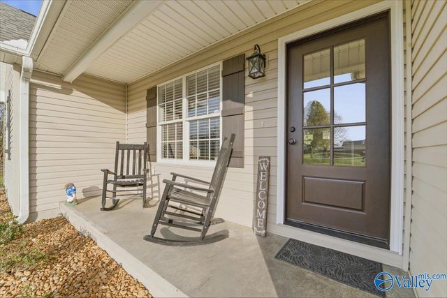 43 Devon Circle, Albertville, AL 35951