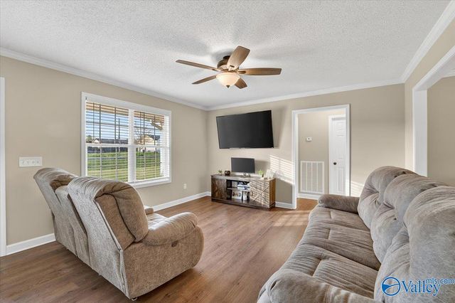 43 Devon Circle, Albertville, AL 35951