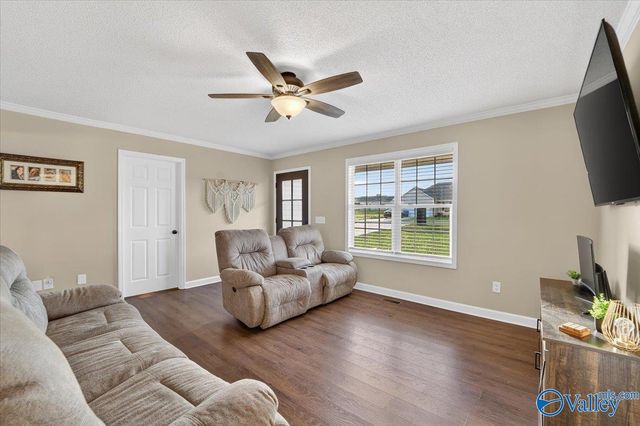 43 Devon Circle, Albertville, AL 35951