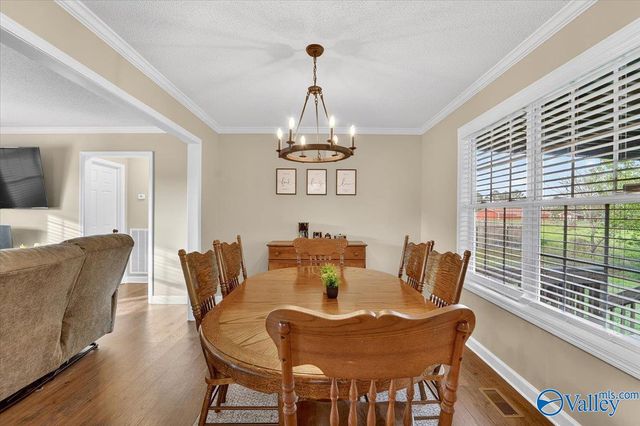 43 Devon Circle, Albertville, AL 35951