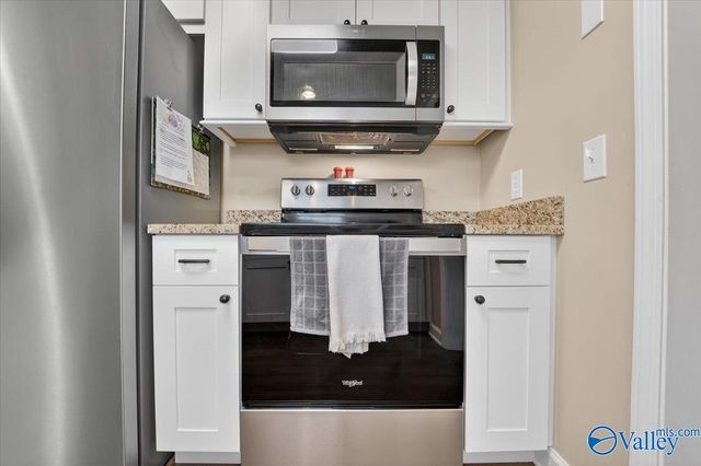 43 Devon Circle, Albertville, AL 35951