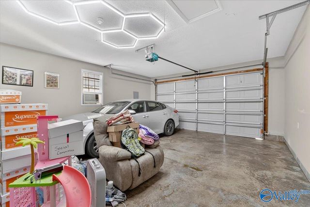 43 Devon Circle, Albertville, AL 35951