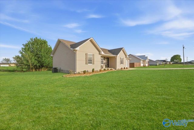 43 Devon Circle, Albertville, AL 35951