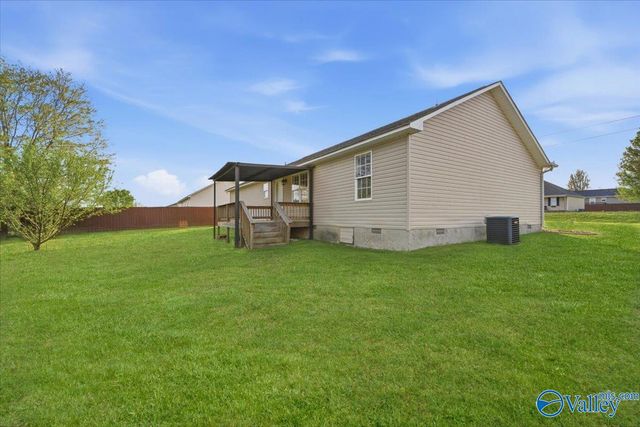 43 Devon Circle, Albertville, AL 35951