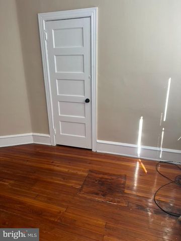 5608 N MASCHER ST, Philadelphia, PA 19120