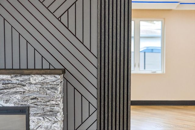 6090 Belmont Road, Downers Grove, IL 60516