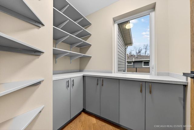 6090 Belmont Road, Downers Grove, IL 60516