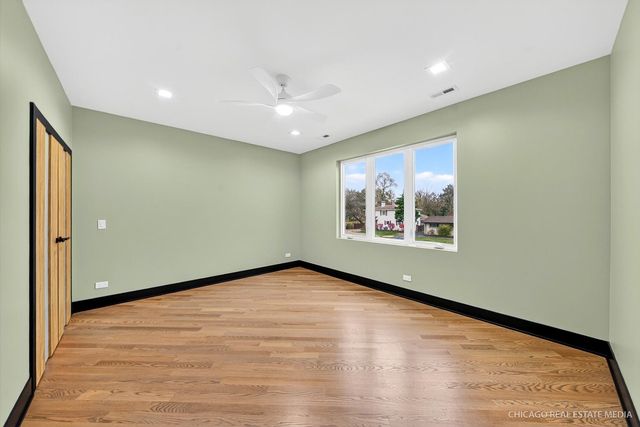 6090 Belmont Road, Downers Grove, IL 60516