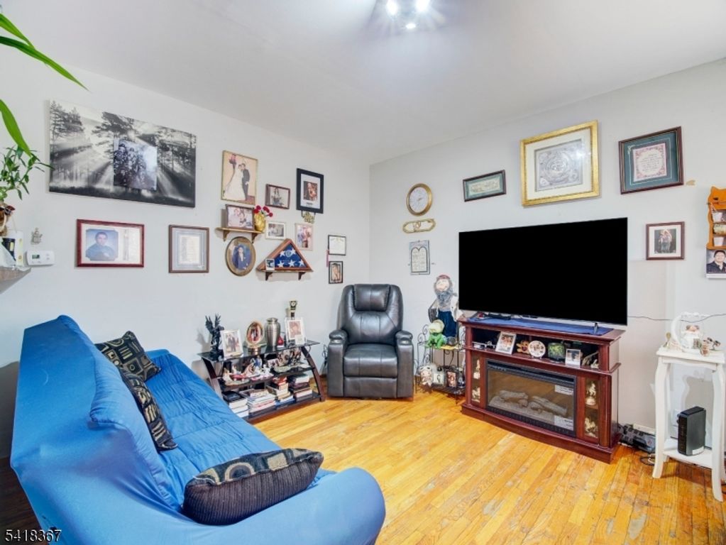 39 Rankin St, Elizabeth City, NJ 07206 — photo 4