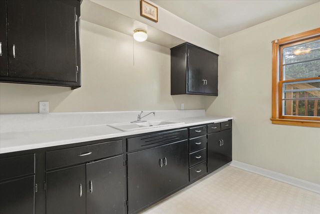 340 Frame AVENUE, Waukesha, WI 53186