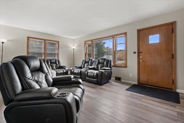 340 Frame AVENUE, Waukesha, WI 53186