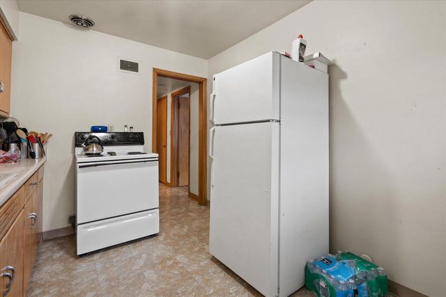 340 Frame AVENUE, Waukesha, WI 53186