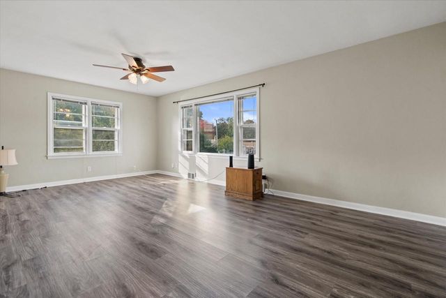 340 Frame AVENUE, Waukesha, WI 53186