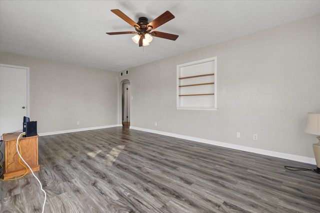 340 Frame AVENUE, Waukesha, WI 53186