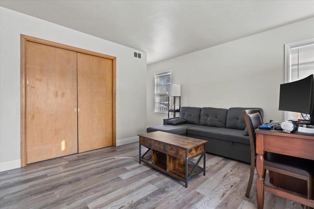 340 Frame AVENUE, Waukesha, WI 53186