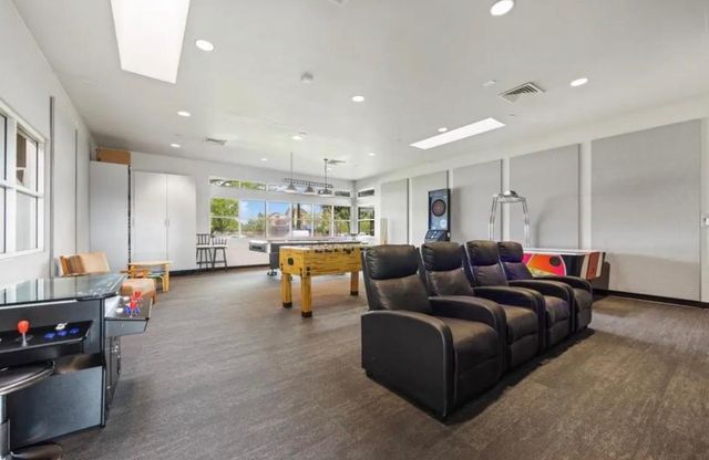 986 Ashford Ln, Lincoln, CA 95648