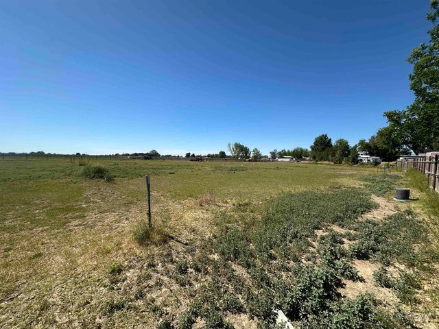 16763 Portner Rd, Nampa, ID 83686