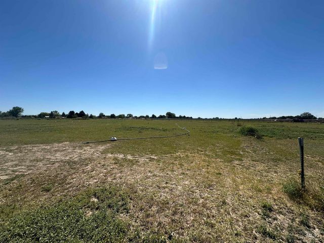 16763 Portner Rd, Nampa, ID 83686