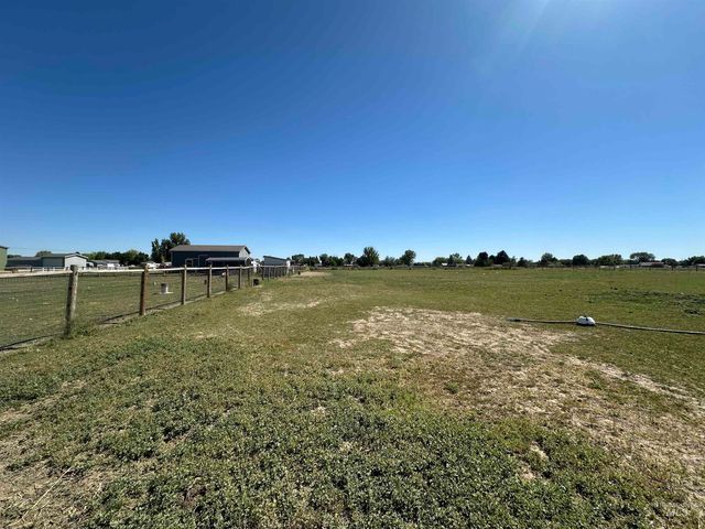 16763 Portner Rd, Nampa, ID 83686