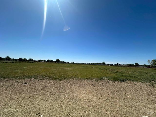 16763 Portner Rd, Nampa, ID 83686