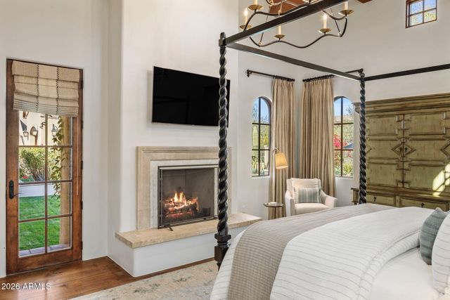 9290 E THOMPSON PEAK Parkway 455, Scottsdale, AZ 85255