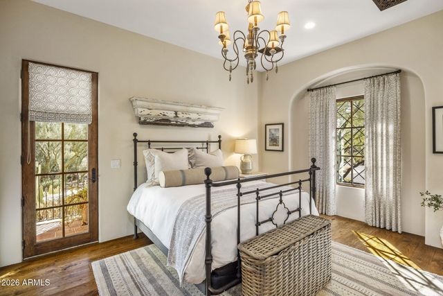 9290 E THOMPSON PEAK Parkway 455, Scottsdale, AZ 85255