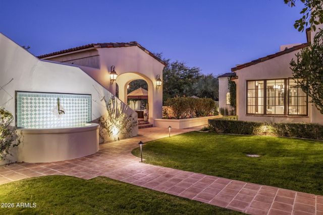 9290 E THOMPSON PEAK Parkway 455, Scottsdale, AZ 85255