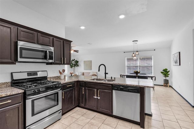 23050 Ari Creek Way, Tomball, TX 77375