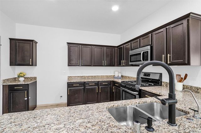 23050 Ari Creek Way, Tomball, TX 77375