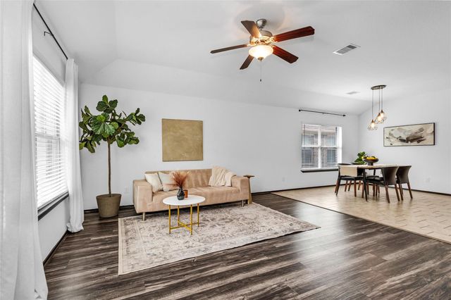 23050 Ari Creek Way, Tomball, TX 77375