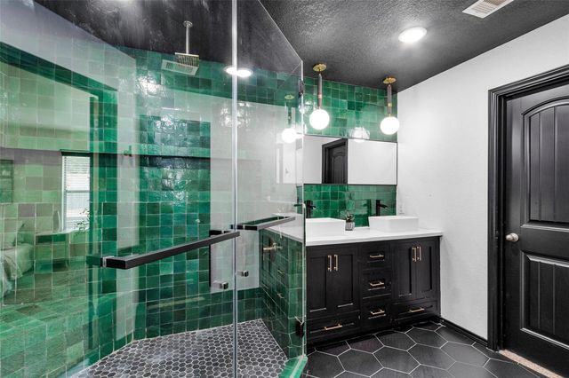 23050 Ari Creek Way, Tomball, TX 77375