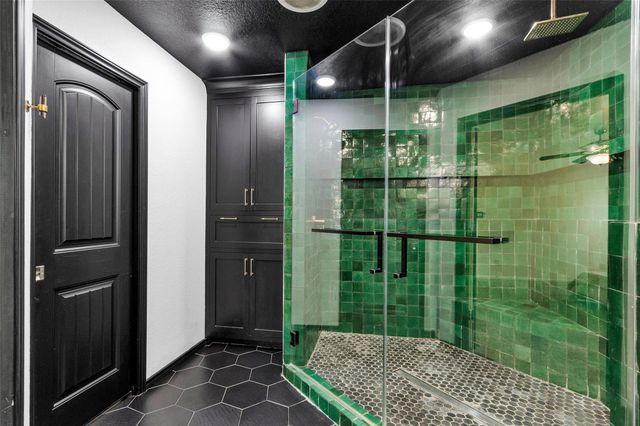 23050 Ari Creek Way, Tomball, TX 77375