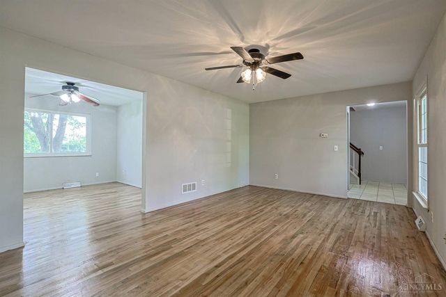 11180 Lincolnshire Drive, Forest Park, OH 45240