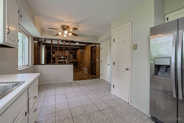 11180 Lincolnshire Drive, Forest Park, OH 45240