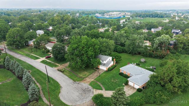 11180 Lincolnshire Drive, Forest Park, OH 45240