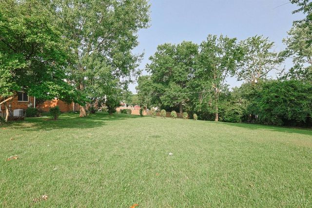 11180 Lincolnshire Drive, Forest Park, OH 45240