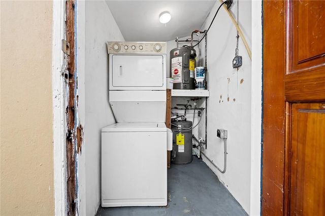 581 NW 17th Place, Fort Lauderdale, FL 33311