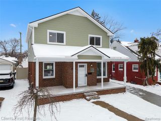 23021 Donaldson Street, Dearborn, MI 48124