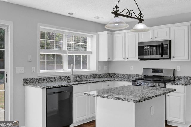 3520 Chastain Glen Lane NE, Marietta, GA 30066