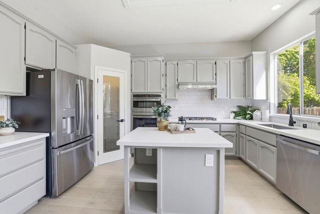 509 Tarrant Ct, Roseville, CA 95747