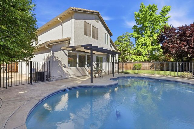 509 Tarrant Ct, Roseville, CA 95747